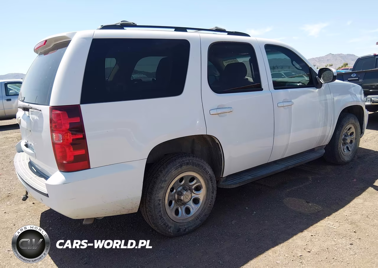 2013 Chevrolet Tahoe Lt VIN:1GNSCBE04DR305434 - 4