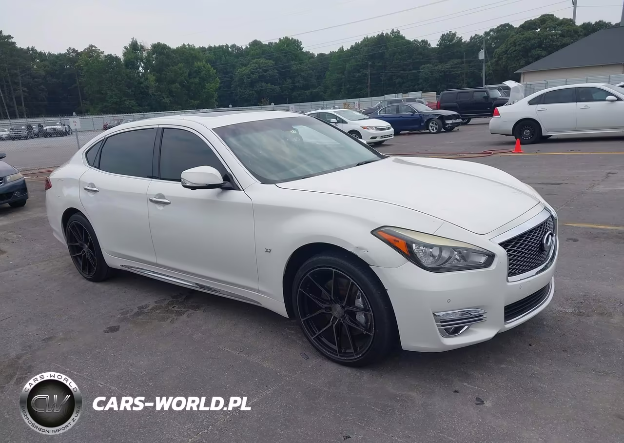 2015 Infiniti Q70L 3.7