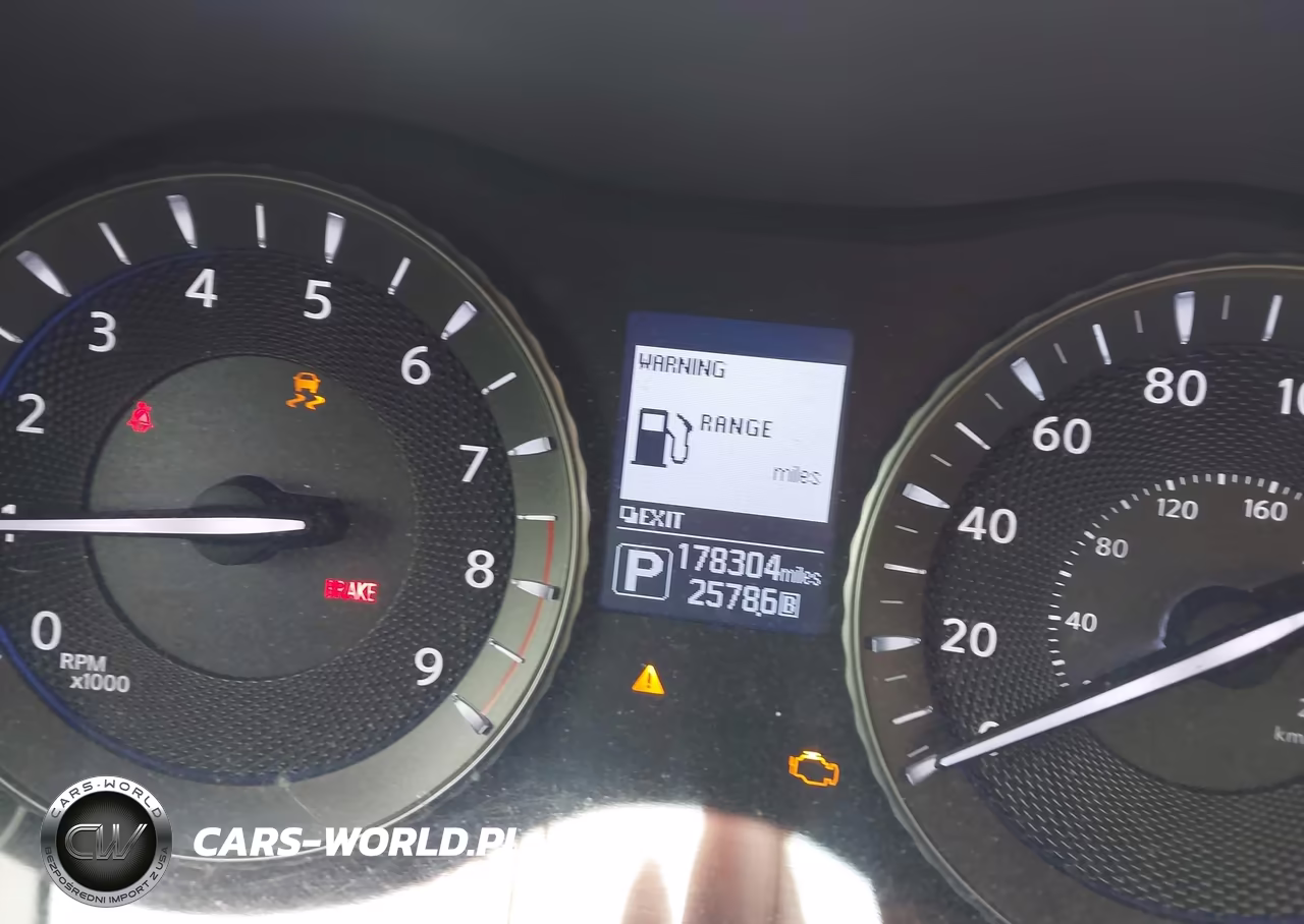 2015 Infiniti Q70L 3.7 VIN:JN1BY1PP0FM602024 - 15