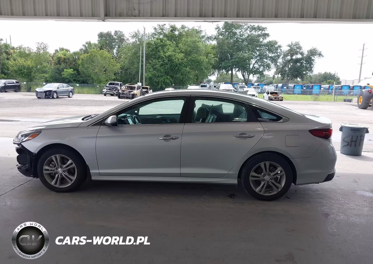 2018 Hyundai Sonata Sport VIN:5NPE34AF5JH714380 - 15
