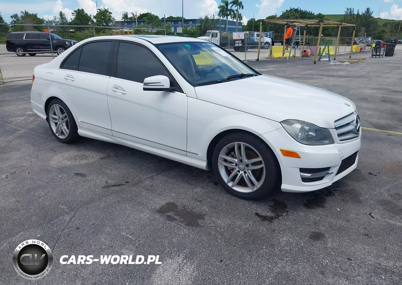 2013 Mercedes-Benz C 250 Sport