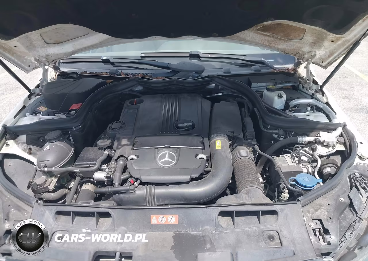 2013 Mercedes-Benz C 250 Sport VIN:WDDGF4HB7DA868206 - 10