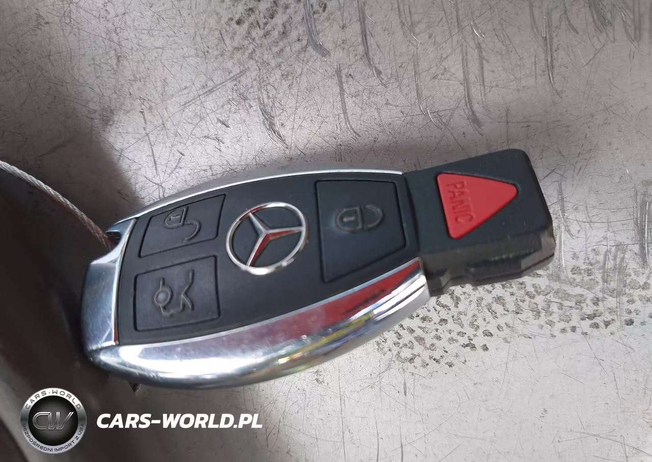 2013 Mercedes-Benz C 250 Sport VIN:WDDGF4HB7DA868206 - 11