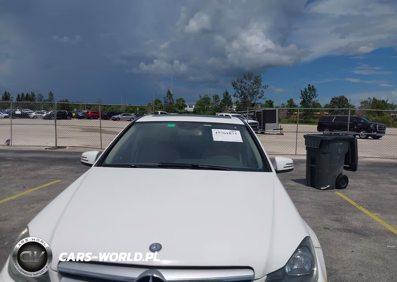 2013 Mercedes-Benz C 250 Sport VIN:WDDGF4HB7DA868206 - 6
