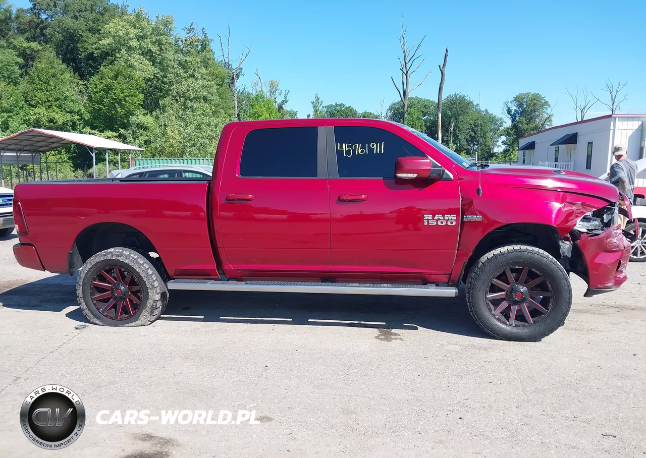 2015 Ram 1500 Sport VIN:1C6RR7UT8FS592777 - 13