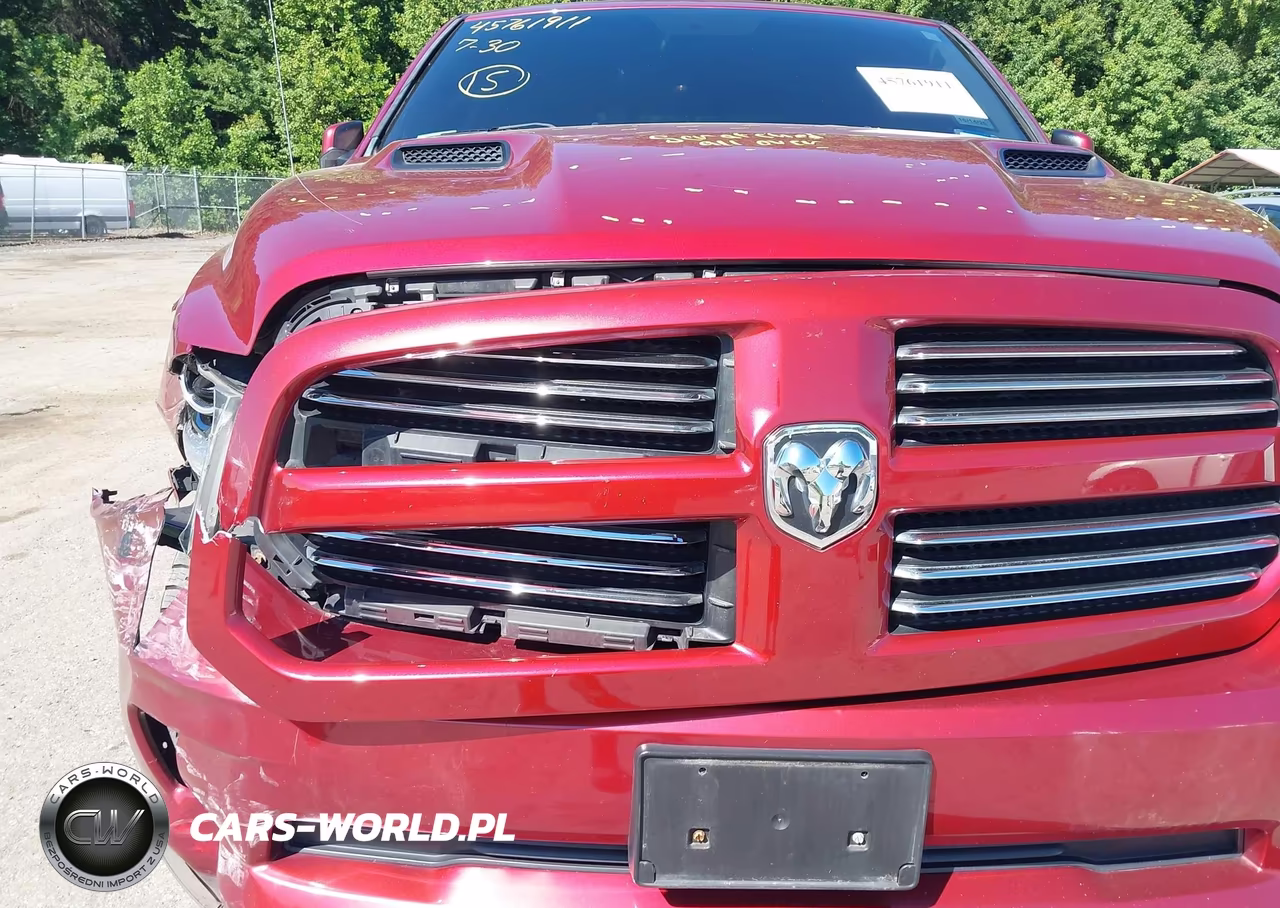 2015 Ram 1500 Sport VIN:1C6RR7UT8FS592777 - 6