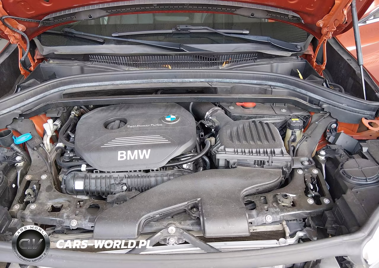 2018 BMW X1 xDrive28I VIN:WBXHT3C3XJ5L29782 - 10