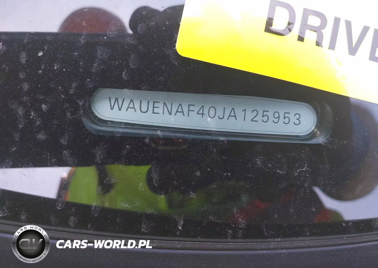 2018 Audi A4 2.0T Premium-2.0T Tech Premium VIN:WAUENAF40JA125953 - 17