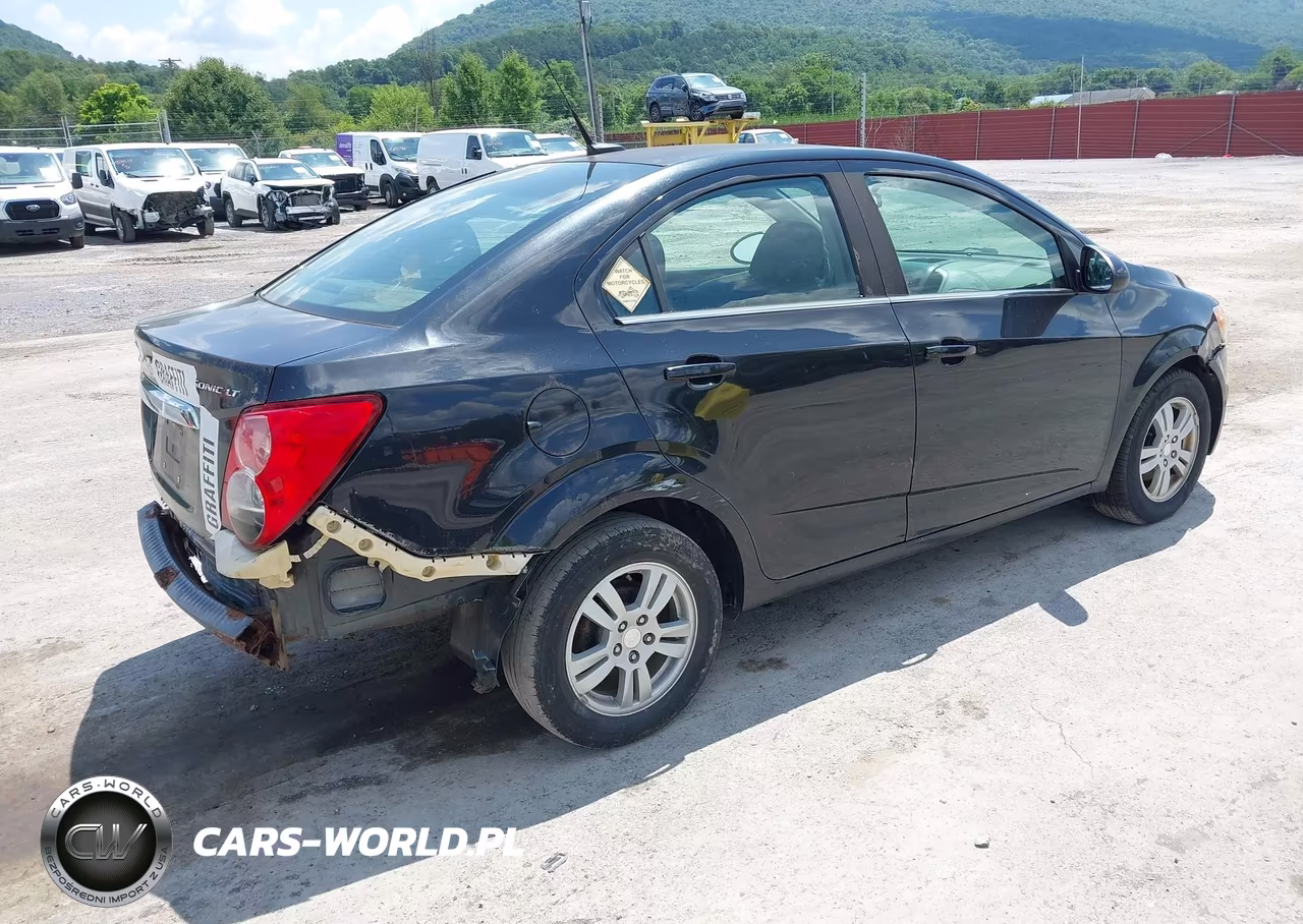 2014 Chevrolet Sonic Lt Auto VIN:1G1JC5SG7E4215127 - 4
