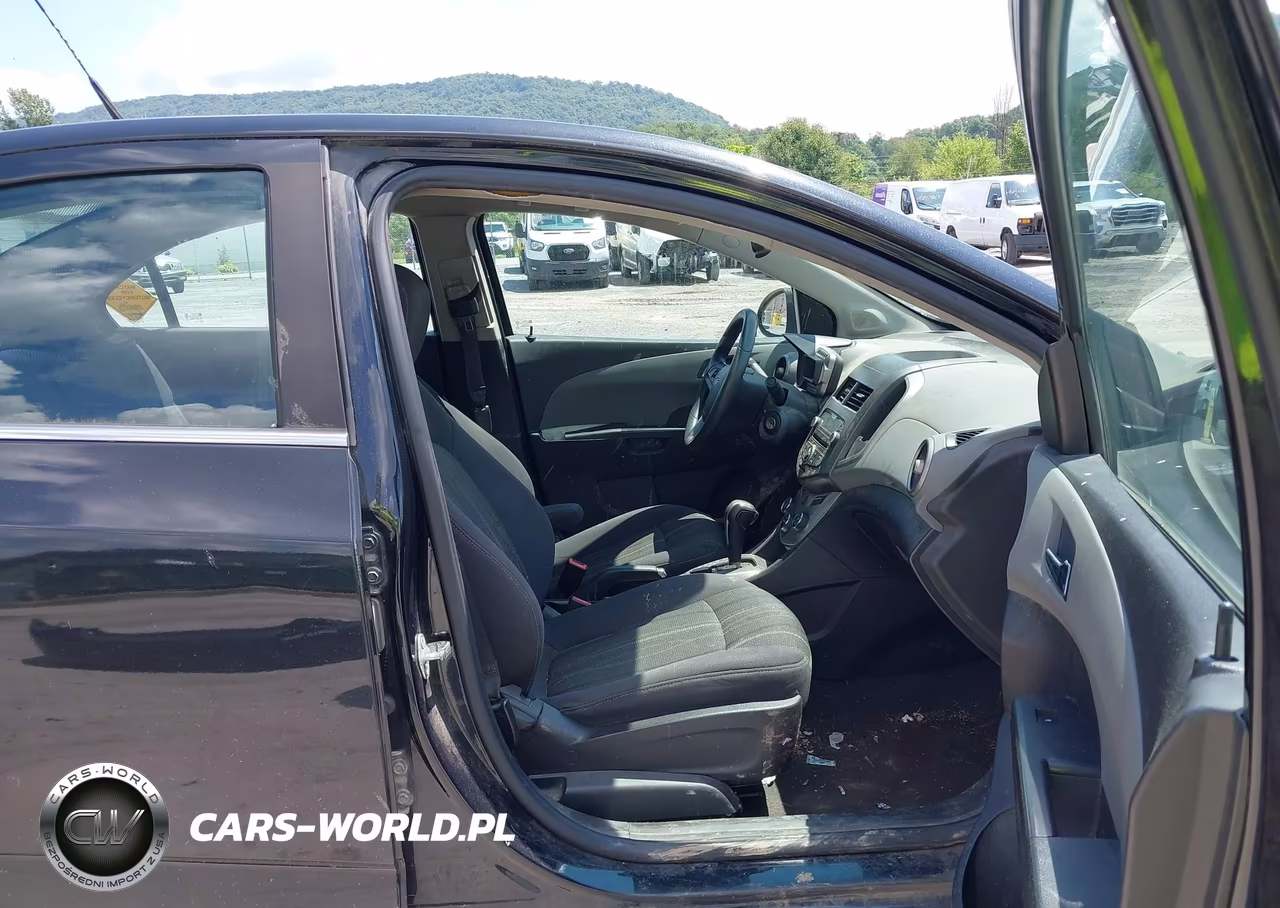 2014 Chevrolet Sonic Lt Auto VIN:1G1JC5SG7E4215127 - 5