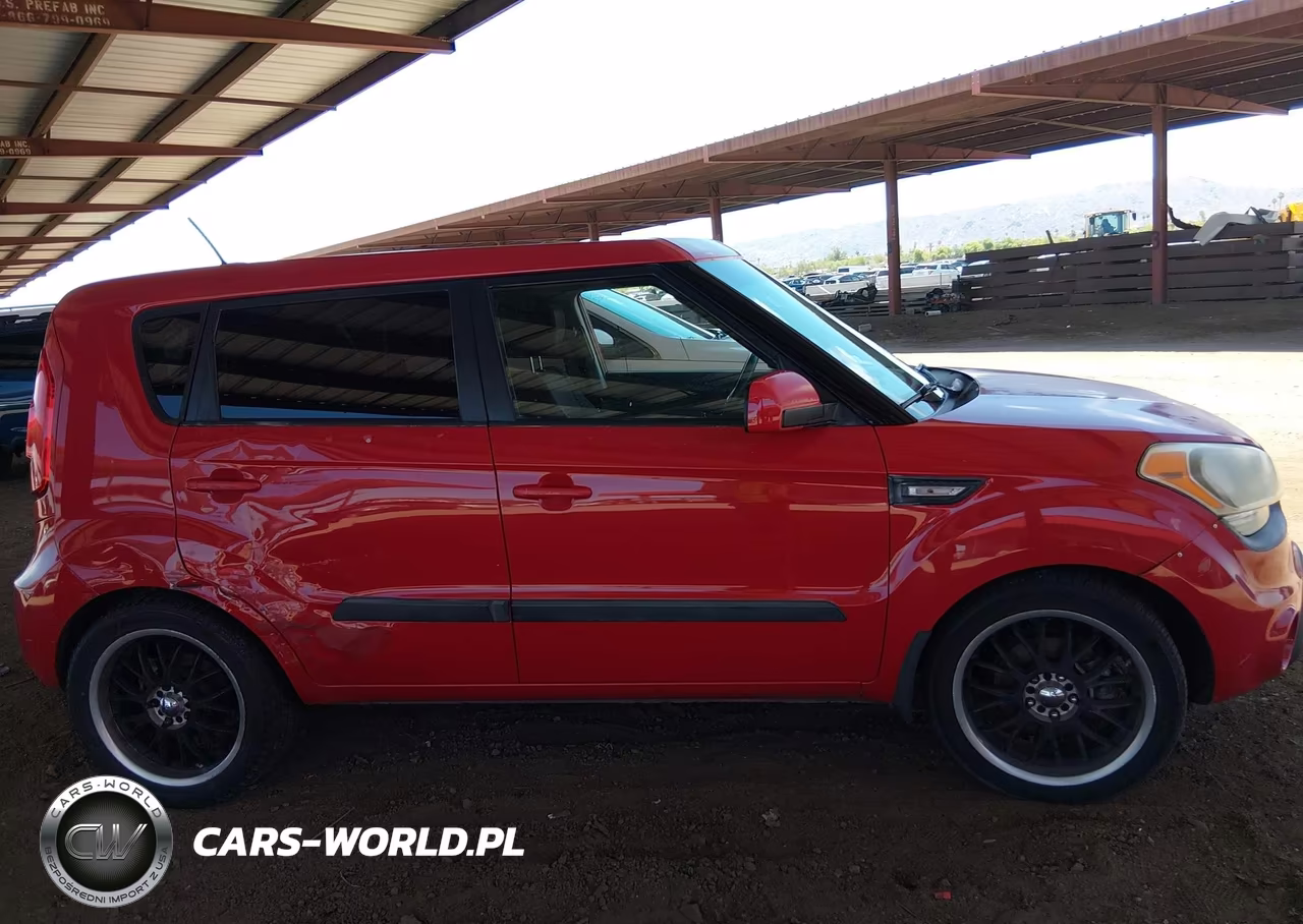 2013 Kia Soul VIN:KNDJT2A51D7501705 - 13