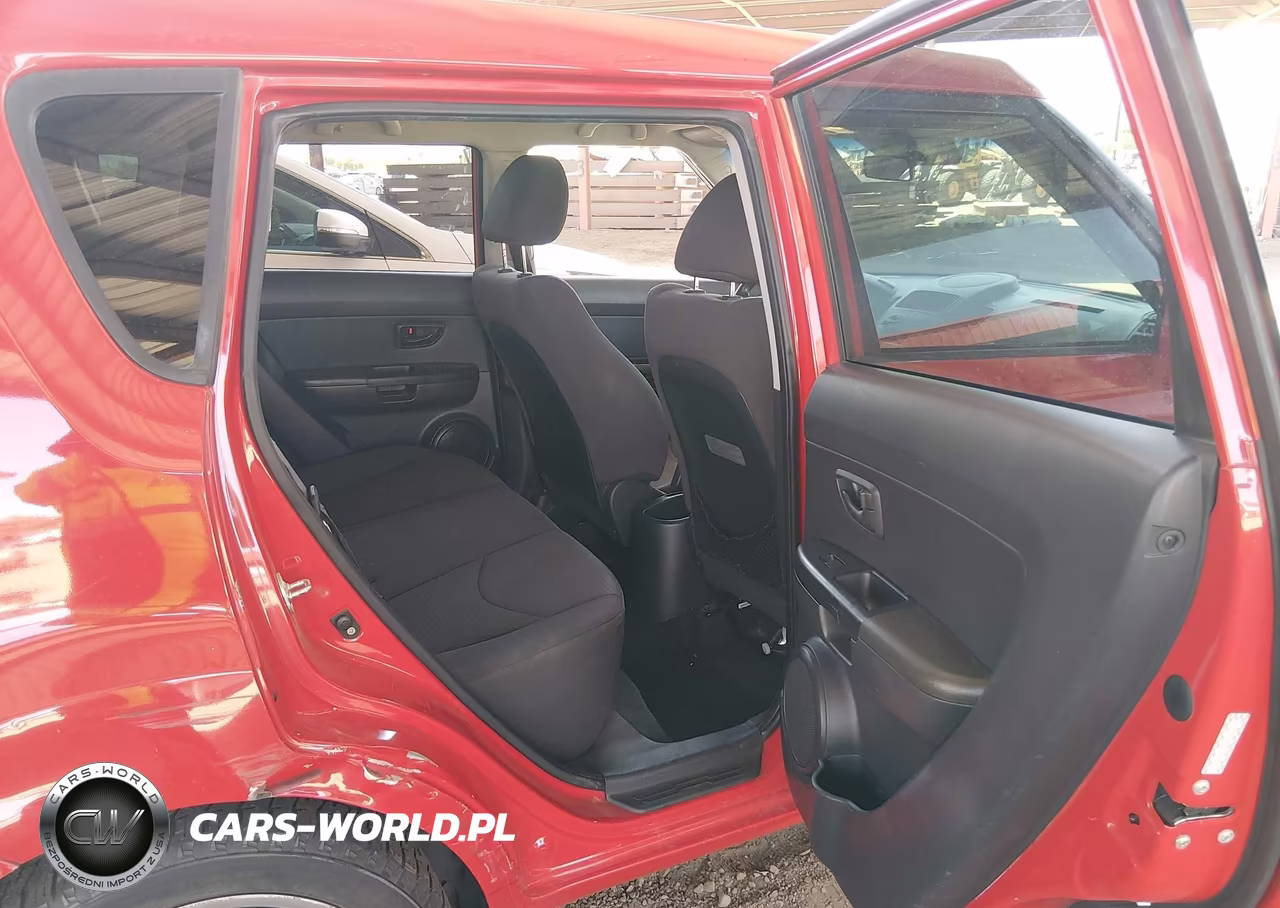 2013 Kia Soul VIN:KNDJT2A51D7501705 - 8