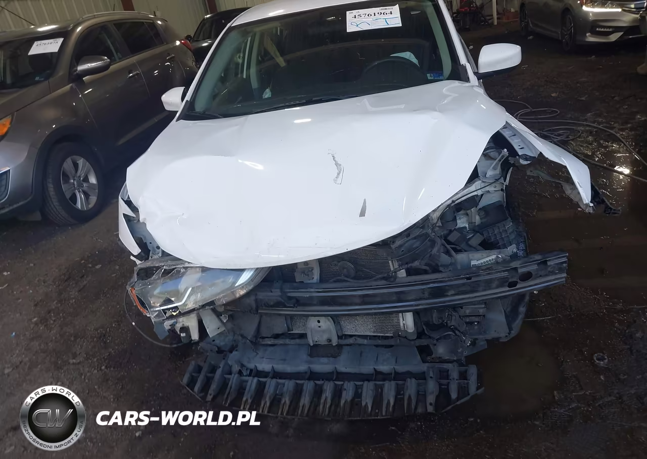 2018 Nissan Sentra S VIN:3N1AB7AP7JY232771 - 13