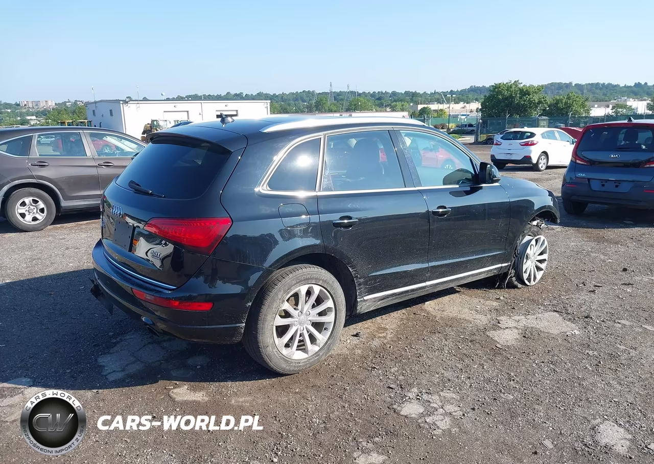 2016 Audi Q5 2.0T Premium VIN:WA1C2AFP2GA034523 - 4