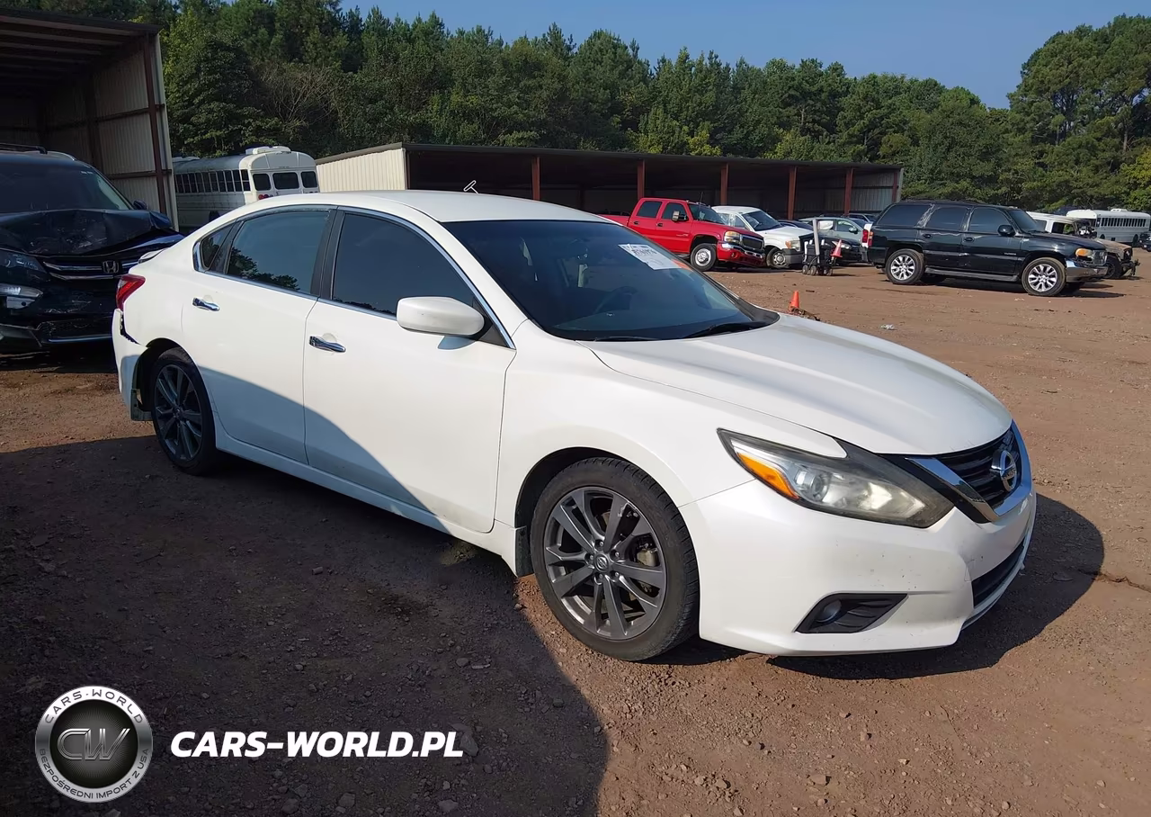 2018 Nissan Altima 2.5 Sr – zdjęcie 1 z 16