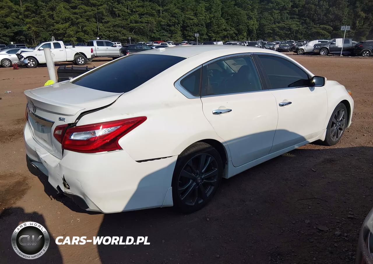 2018 Nissan Altima 2.5 Sr VIN:1N4AL3AP1JC244982 - 4