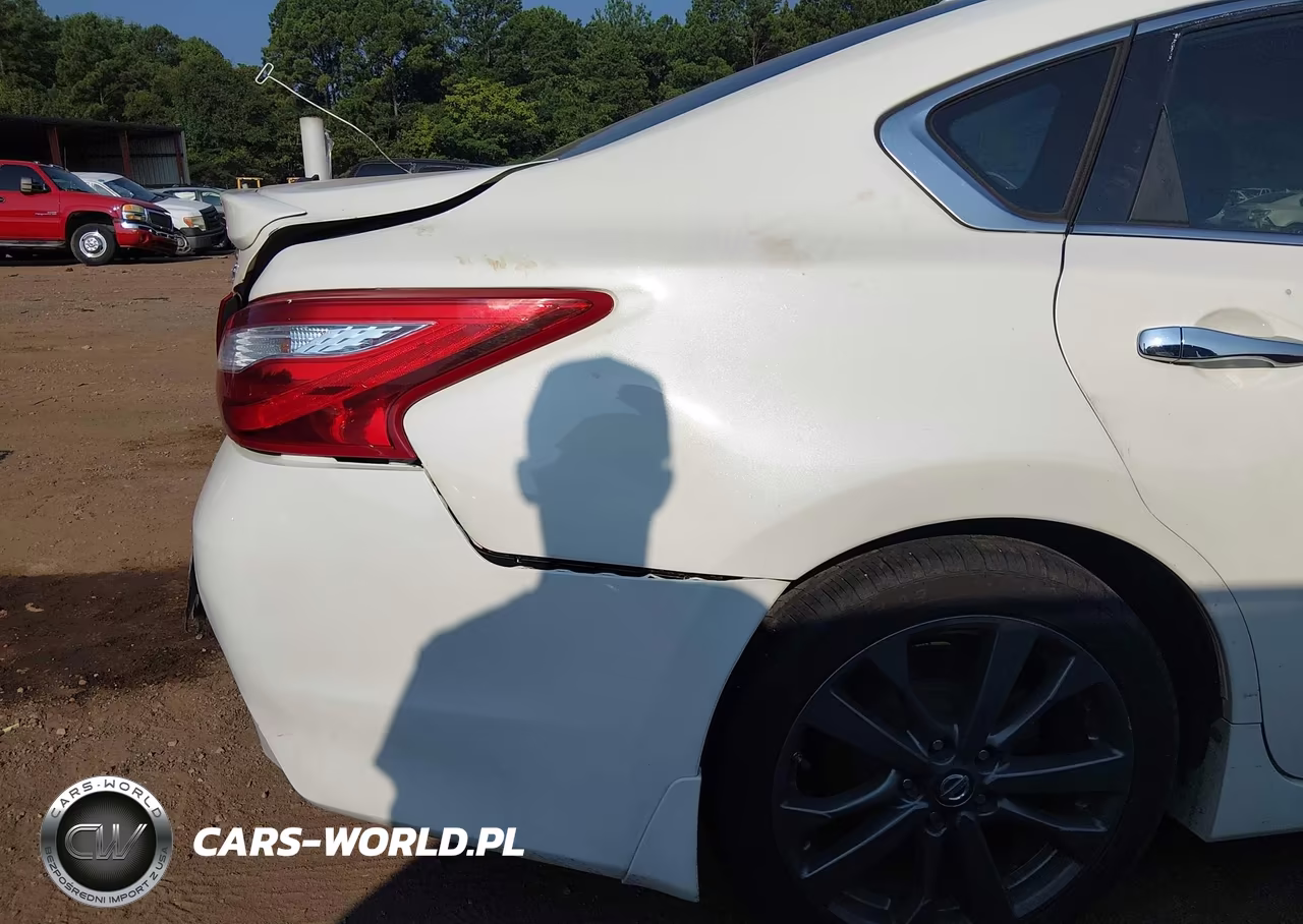 2018 Nissan Altima 2.5 Sr VIN:1N4AL3AP1JC244982 - 6