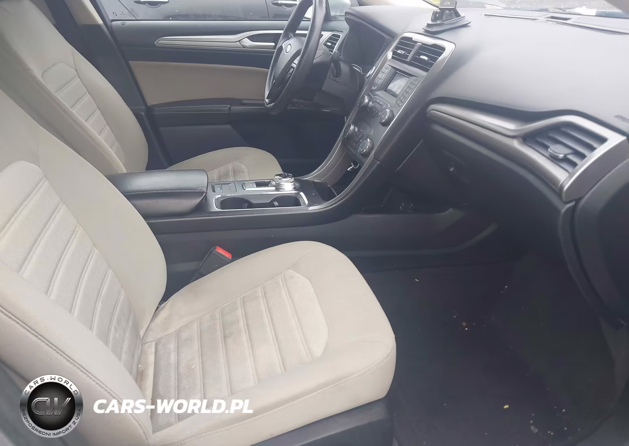 2020 Ford Fusion S VIN:3FA6P0G71LR188501 - 5