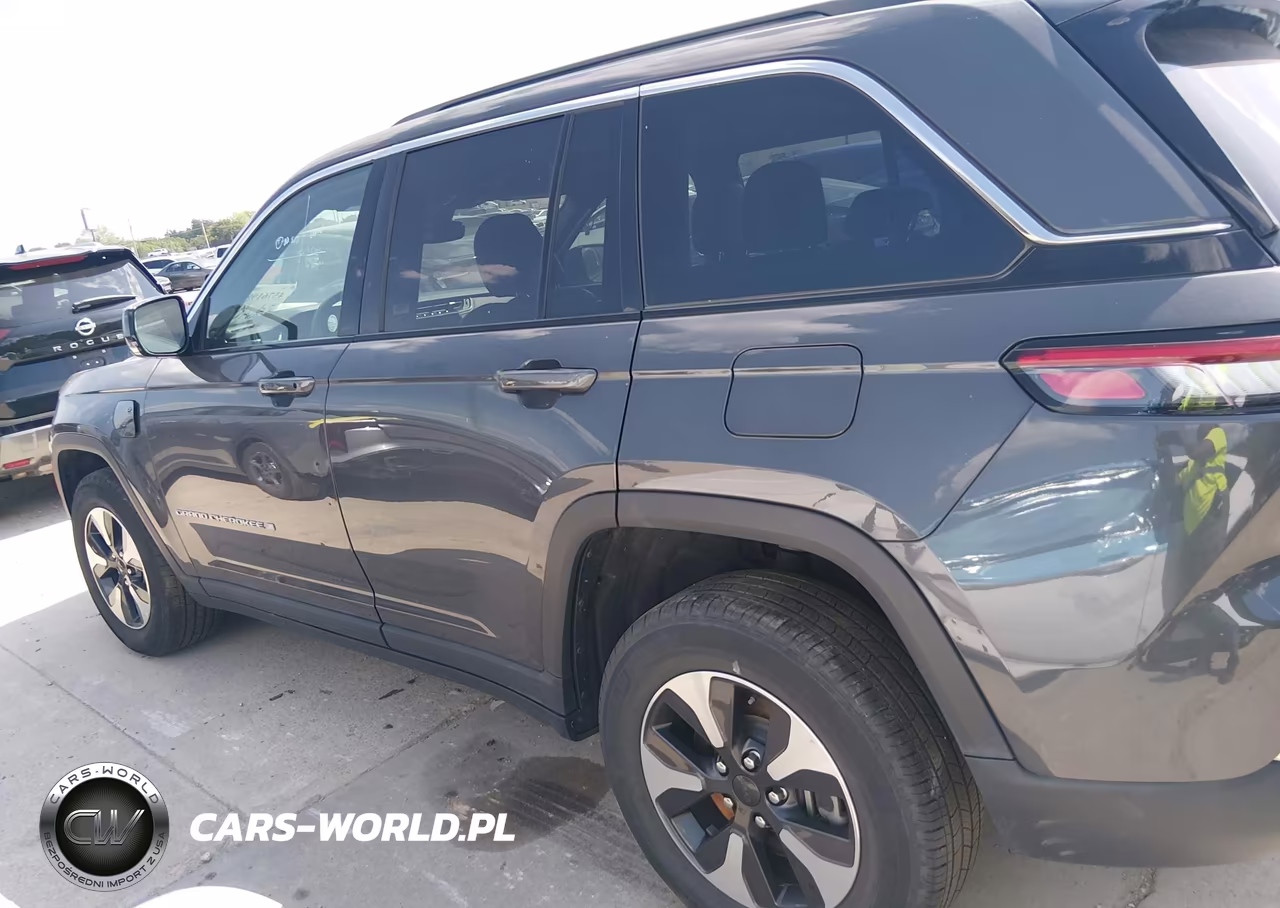 2024 Jeep Grand Cherokee 4Xe VIN:1C4RJYB66RC158438 - 14