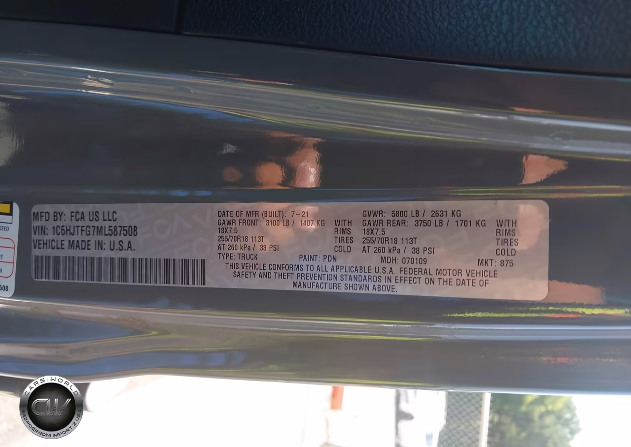 2021 Jeep Gladiator Overland 4X4 VIN:1C6HJTFG7ML587508 - 9