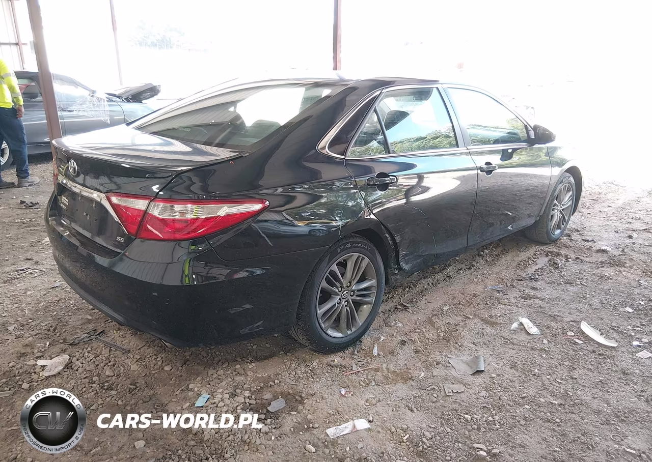 2017 Toyota Camry Se VIN:4T1BF1FK0HU766655 - 4