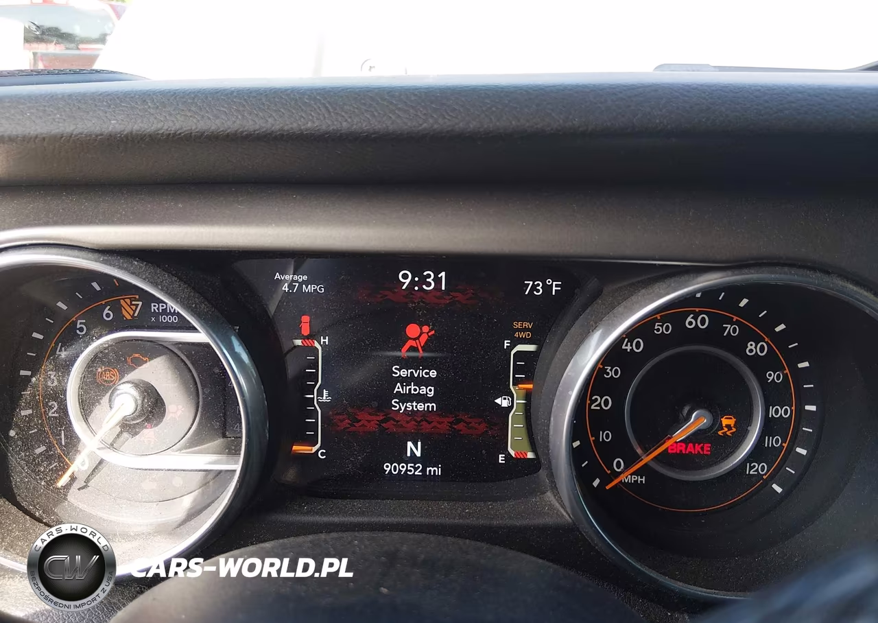 2018 Jeep Wrangler Unlimited Sport S 4X4 VIN:1C4HJXDG3JW197812 - 7
