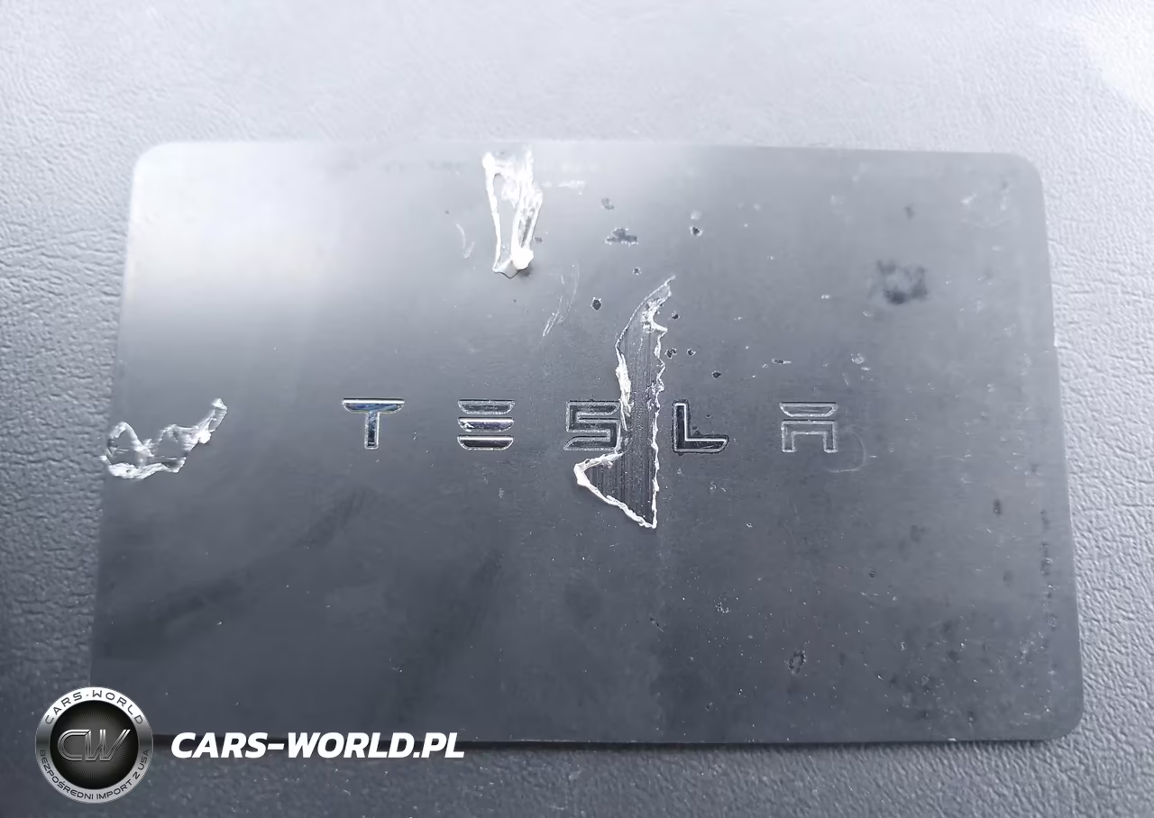 2020 Tesla Model Y Long Range Dual Motor All-Wheel Drive VIN:5YJYGDEE4LF048651 - 11