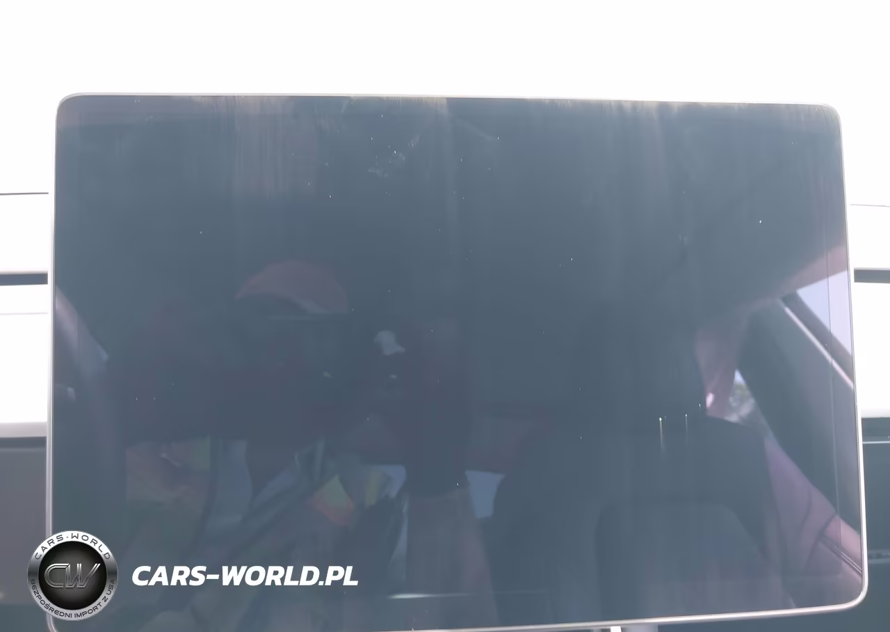 2020 Tesla Model Y Long Range Dual Motor All-Wheel Drive VIN:5YJYGDEE4LF048651 - 17