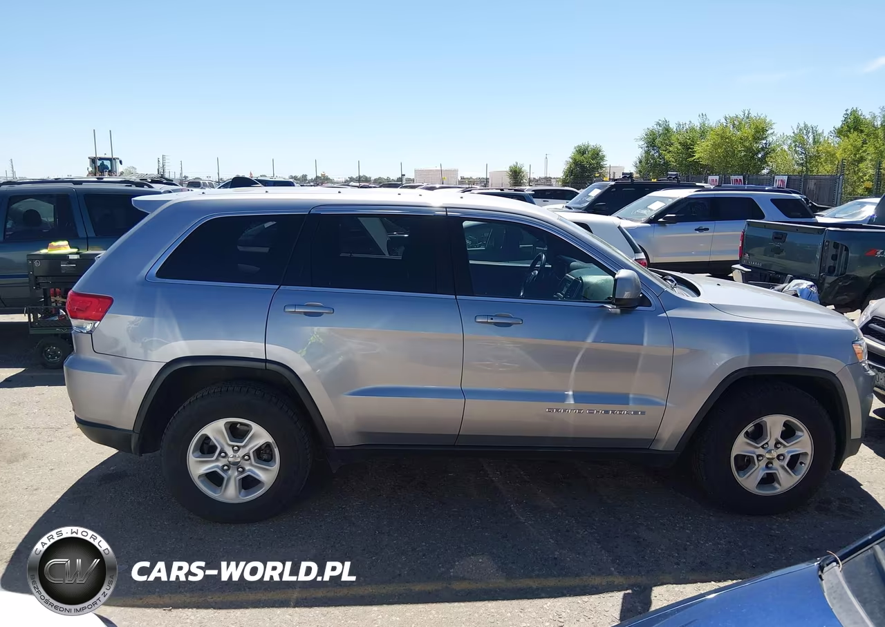 2014 Jeep Grand Cherokee Laredo VIN:1C4RJFAGXEC324162 - 13