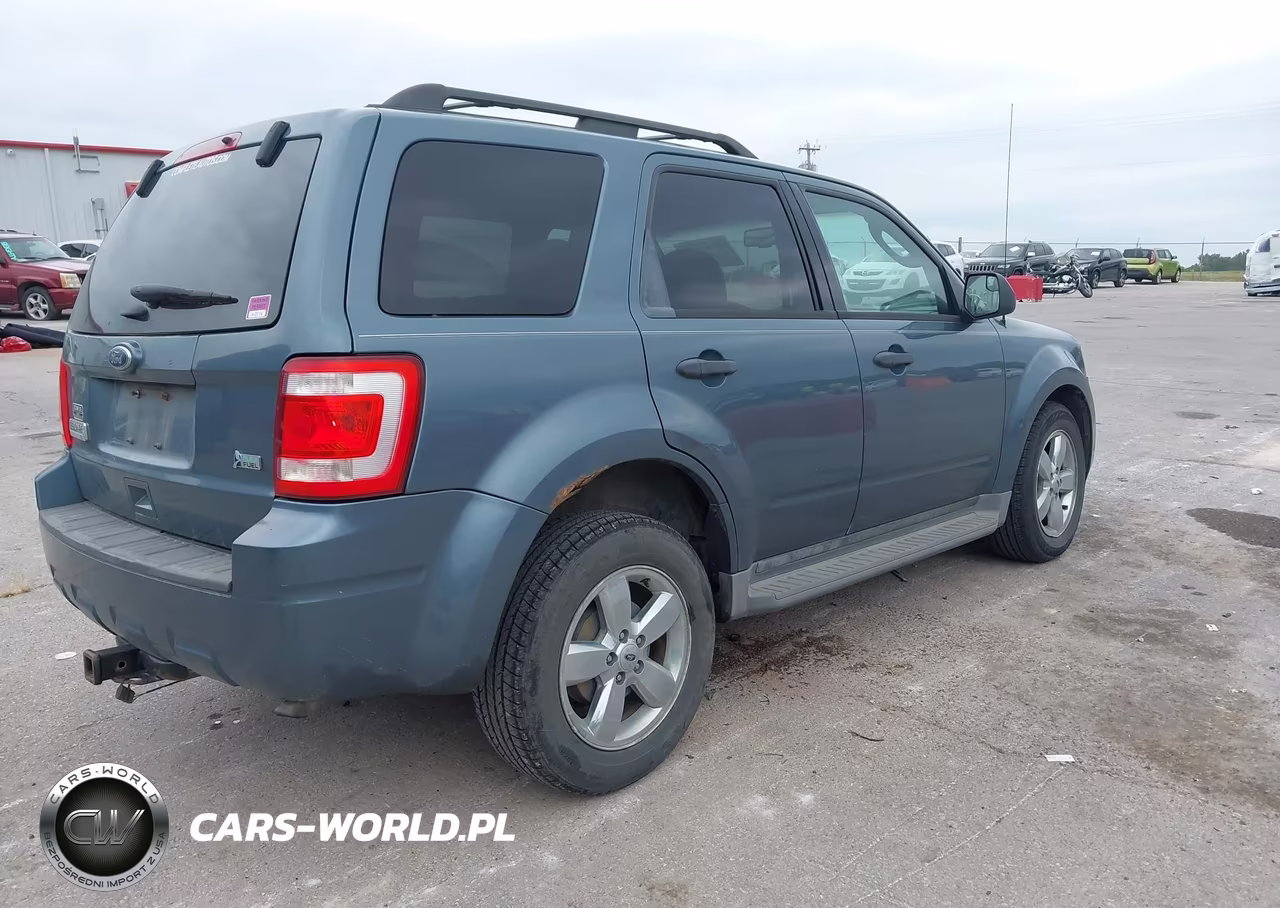 2011 Ford Escape Xlt VIN:1FMCU9DG7BKA81496 - 4