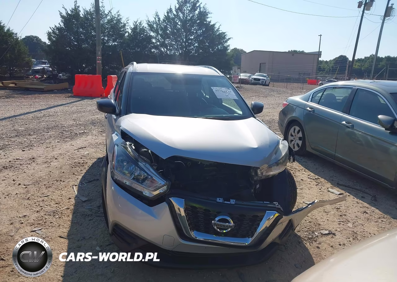 2018 Nissan Kicks S VIN:3N1CP5CU4JL516079 - 12