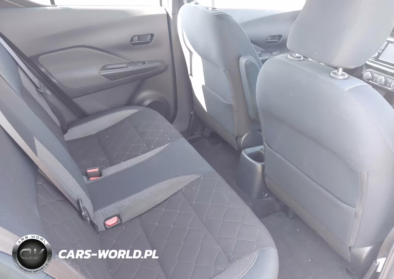 2018 Nissan Kicks S VIN:3N1CP5CU4JL516079 - 8