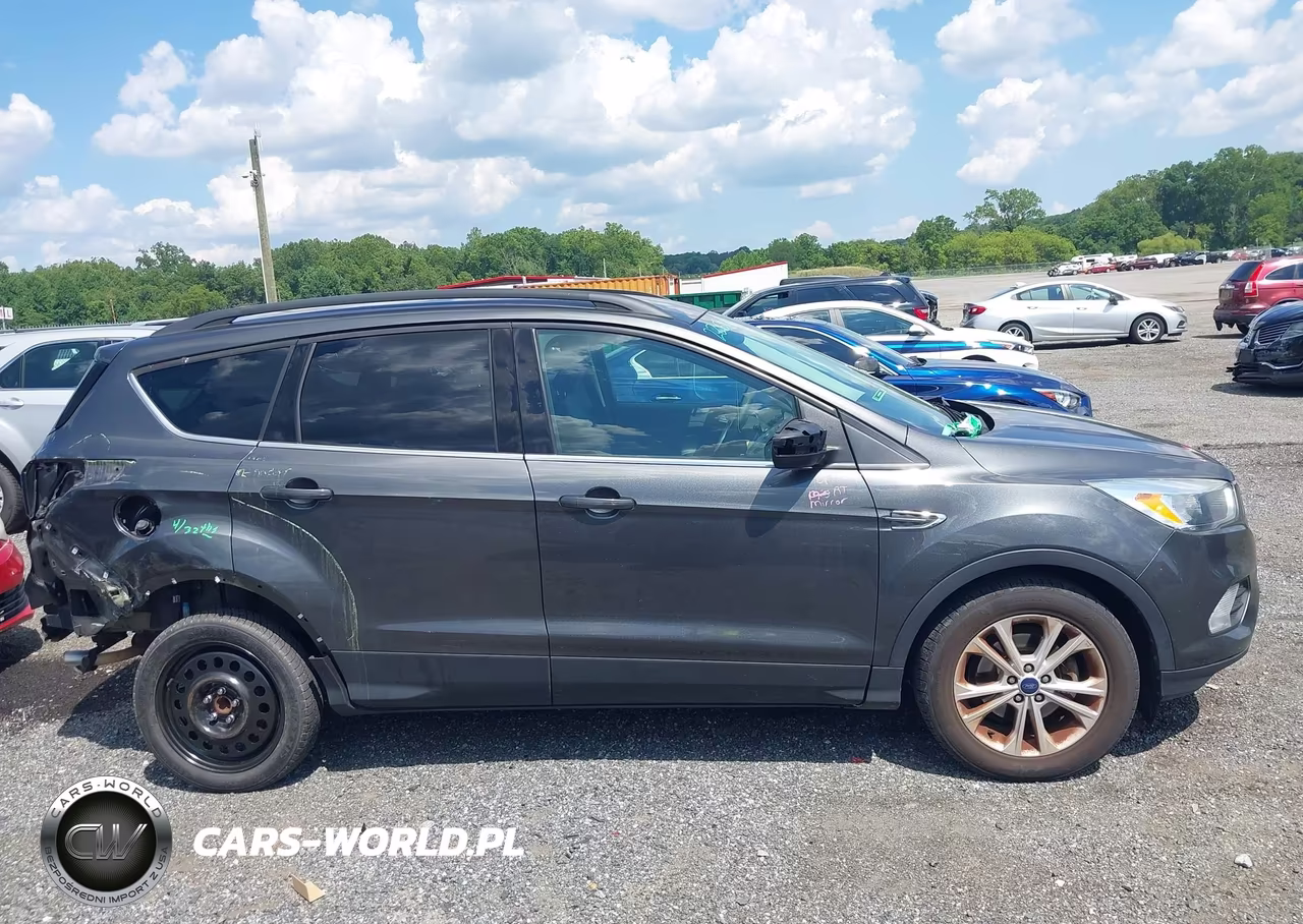 2018 Ford Escape Se VIN:1FMCU0GD3JUA65702 - 14