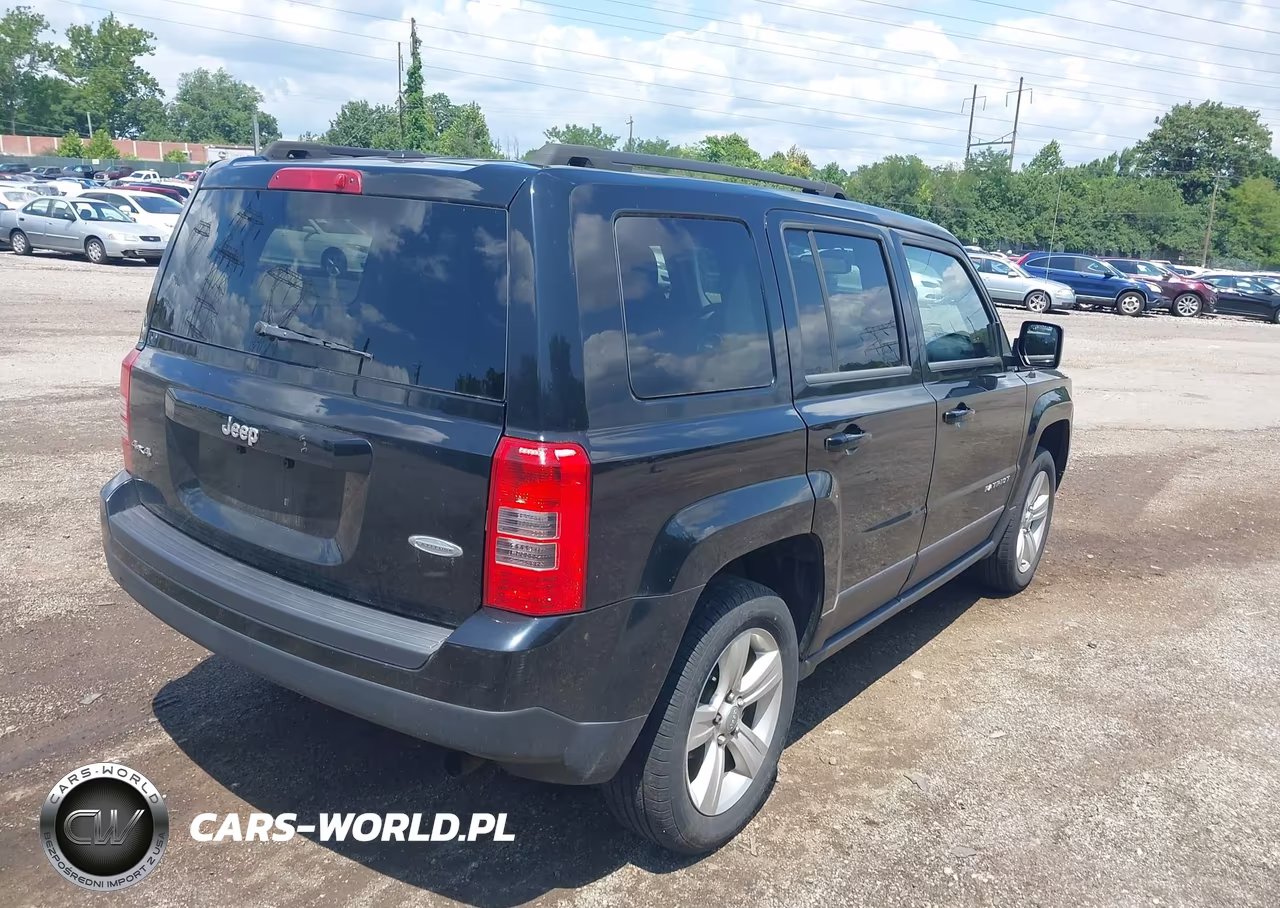 2014 Jeep Patriot Latitude VIN:1C4NJRFB1ED661777 - 4
