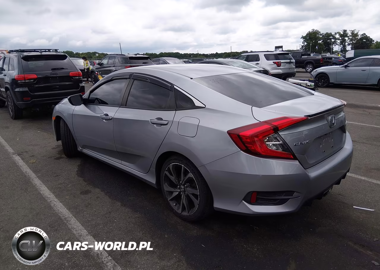 2020 Honda Civic Sport VIN:2HGFC2F8XLH518158 - 3