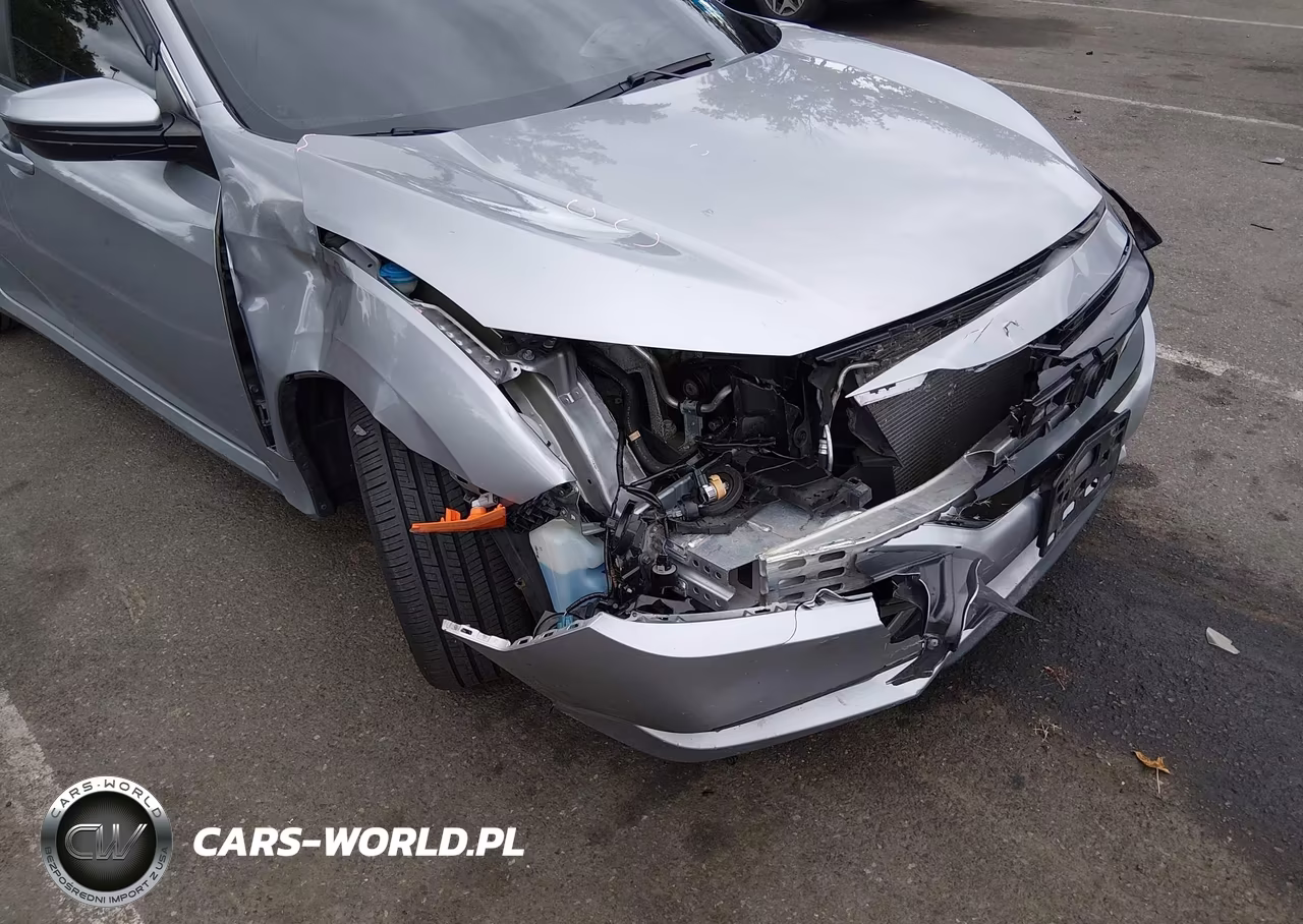 2020 Honda Civic Sport VIN:2HGFC2F8XLH518158 - 6