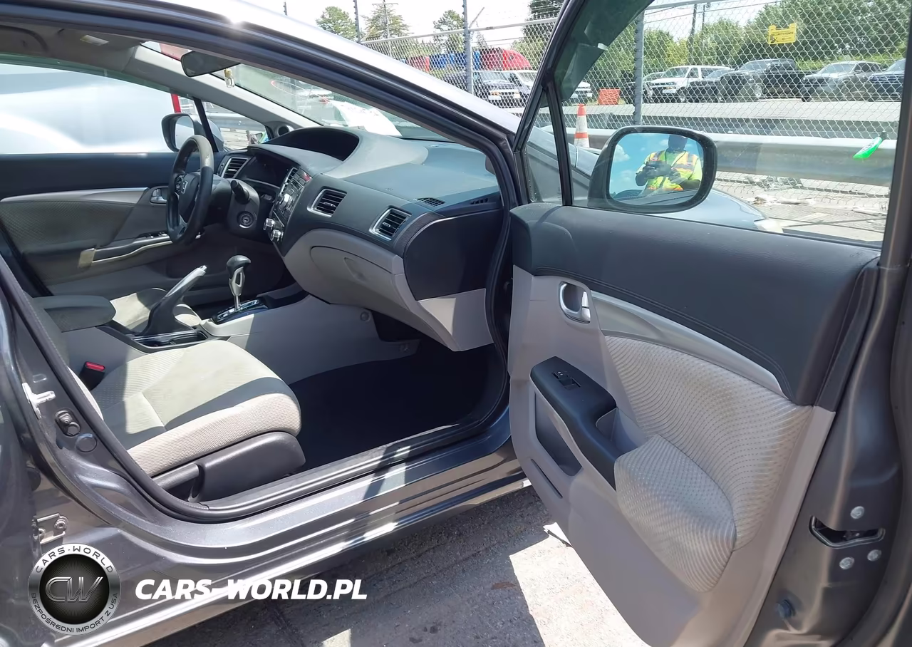 2013 Honda Civic Hybrid VIN:19XFB4F25DE001842 - 5