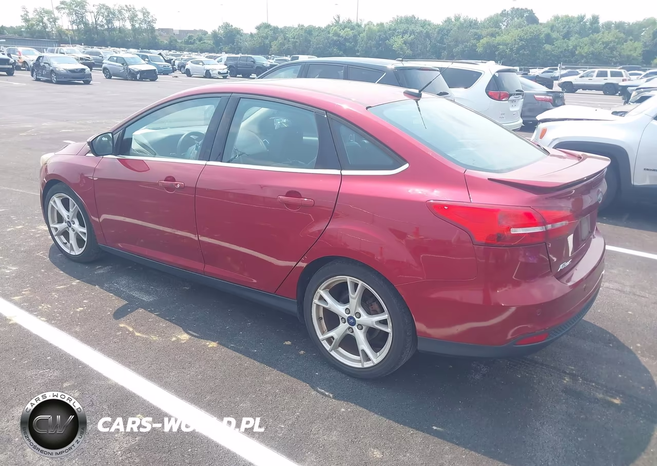 2016 Ford Focus Titanium VIN:1FADP3J26GL335289 - 3