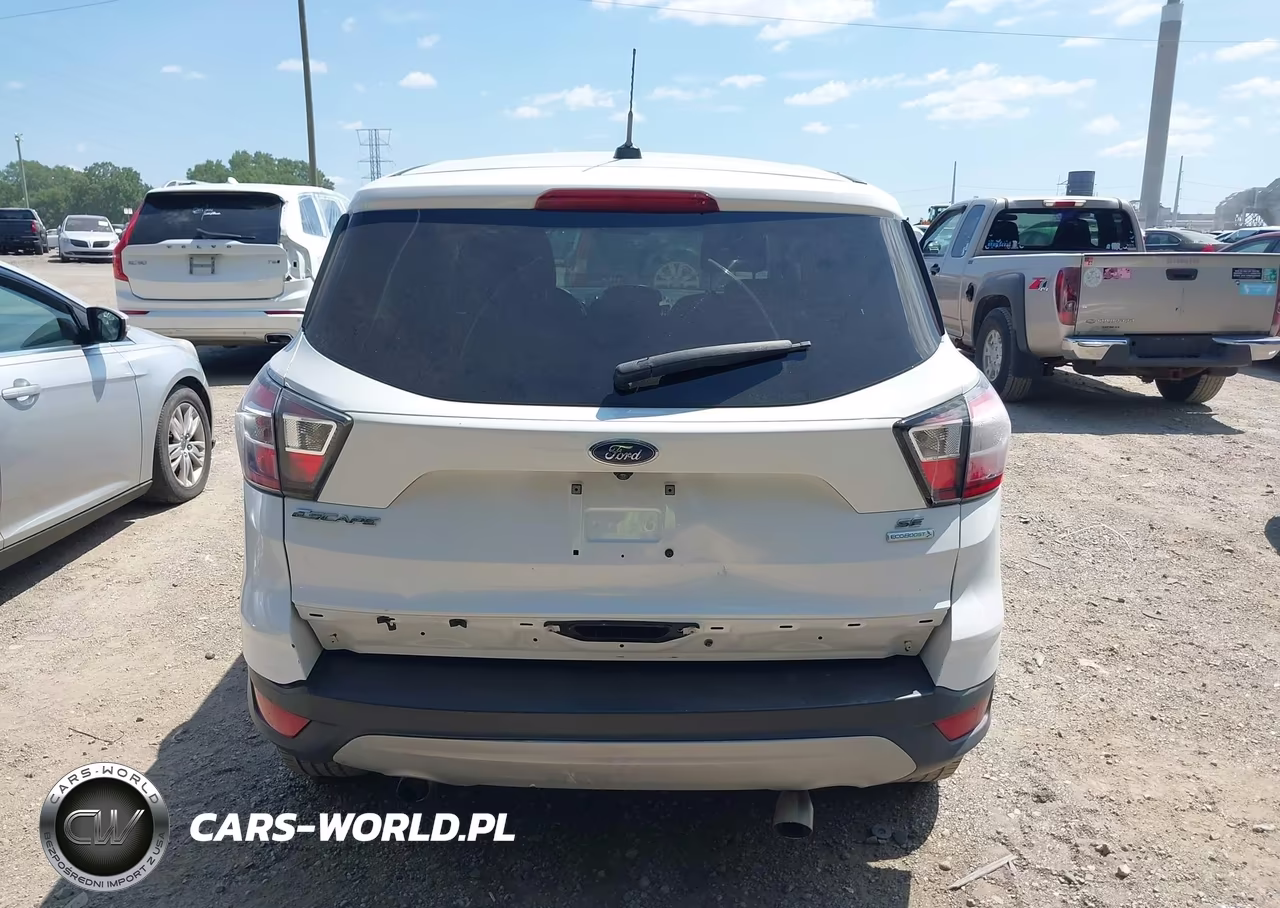 2017 Ford Escape Se VIN:1FMCU0GD3HUB23947 - 6