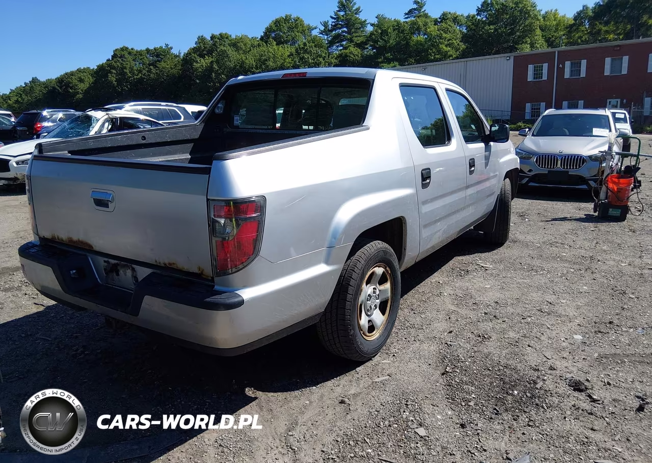 2013 Honda Ridgeline Rt VIN:5FPYK1F2XDB008889 - 4