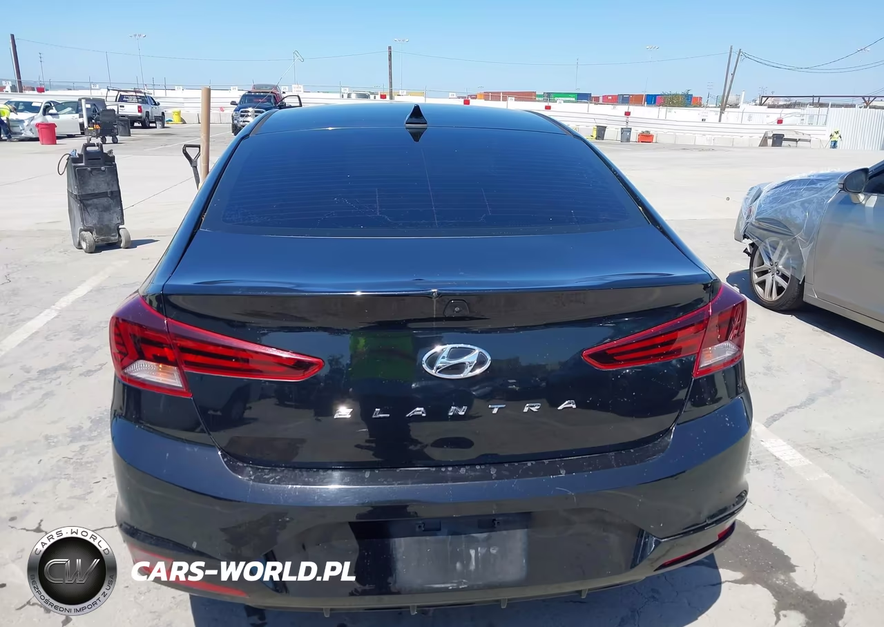 2019 Hyundai Elantra Sel VIN:5NPD84LF2KH458257 - 16