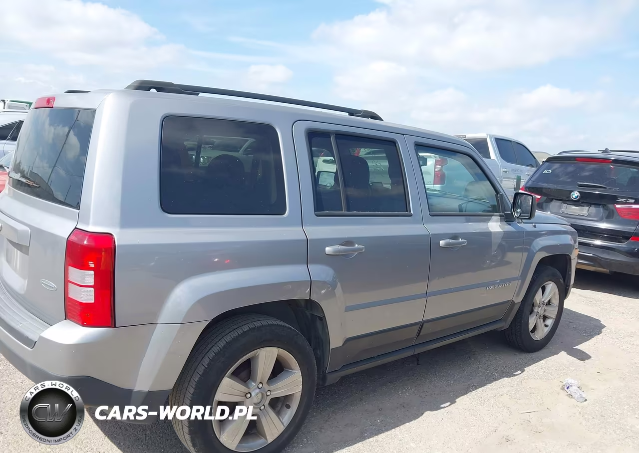 2017 Jeep Patriot Latitude VIN:1C4NJPFA9HD150141 - 13