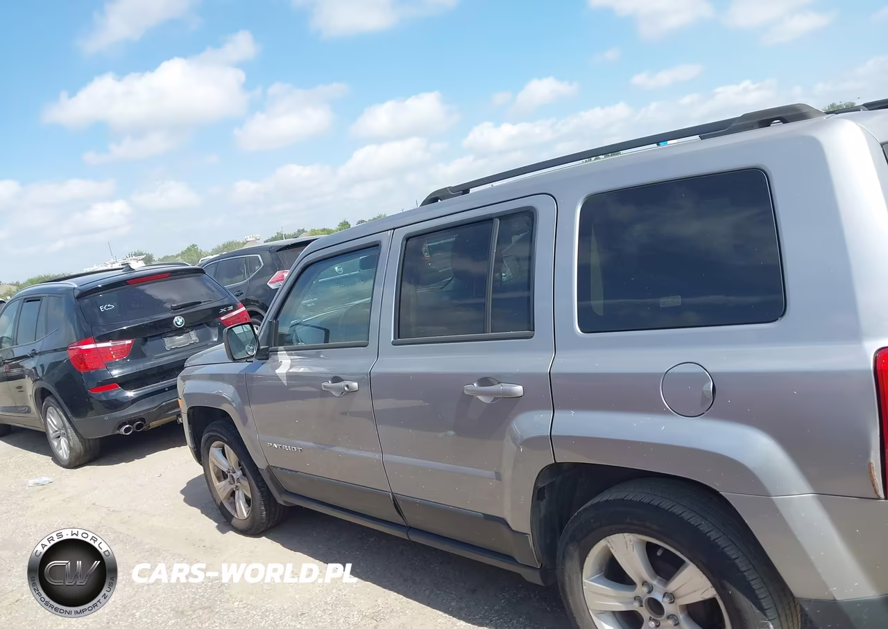 2017 Jeep Patriot Latitude VIN:1C4NJPFA9HD150141 - 14