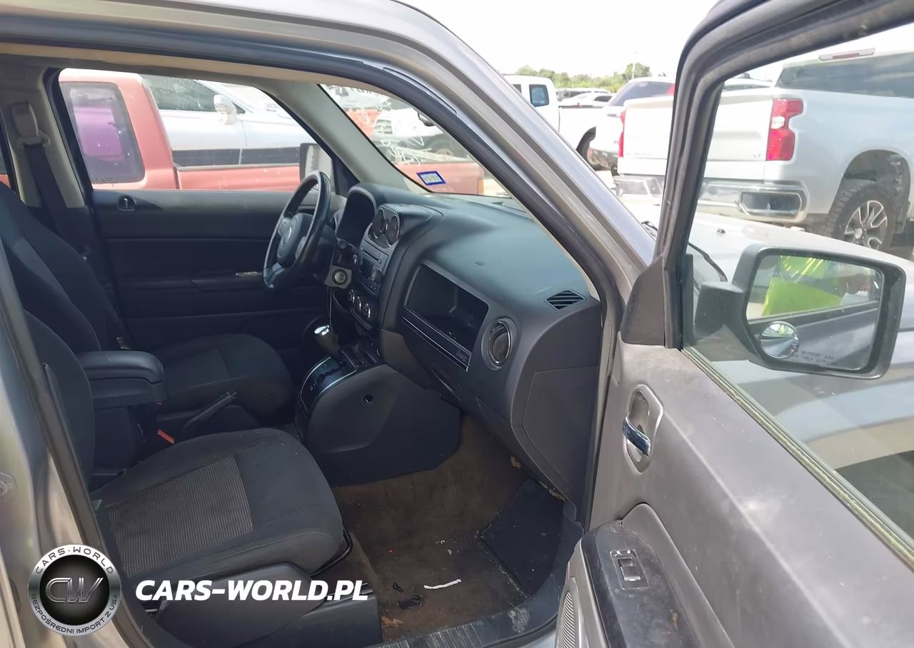 2017 Jeep Patriot Latitude VIN:1C4NJPFA9HD150141 - 5