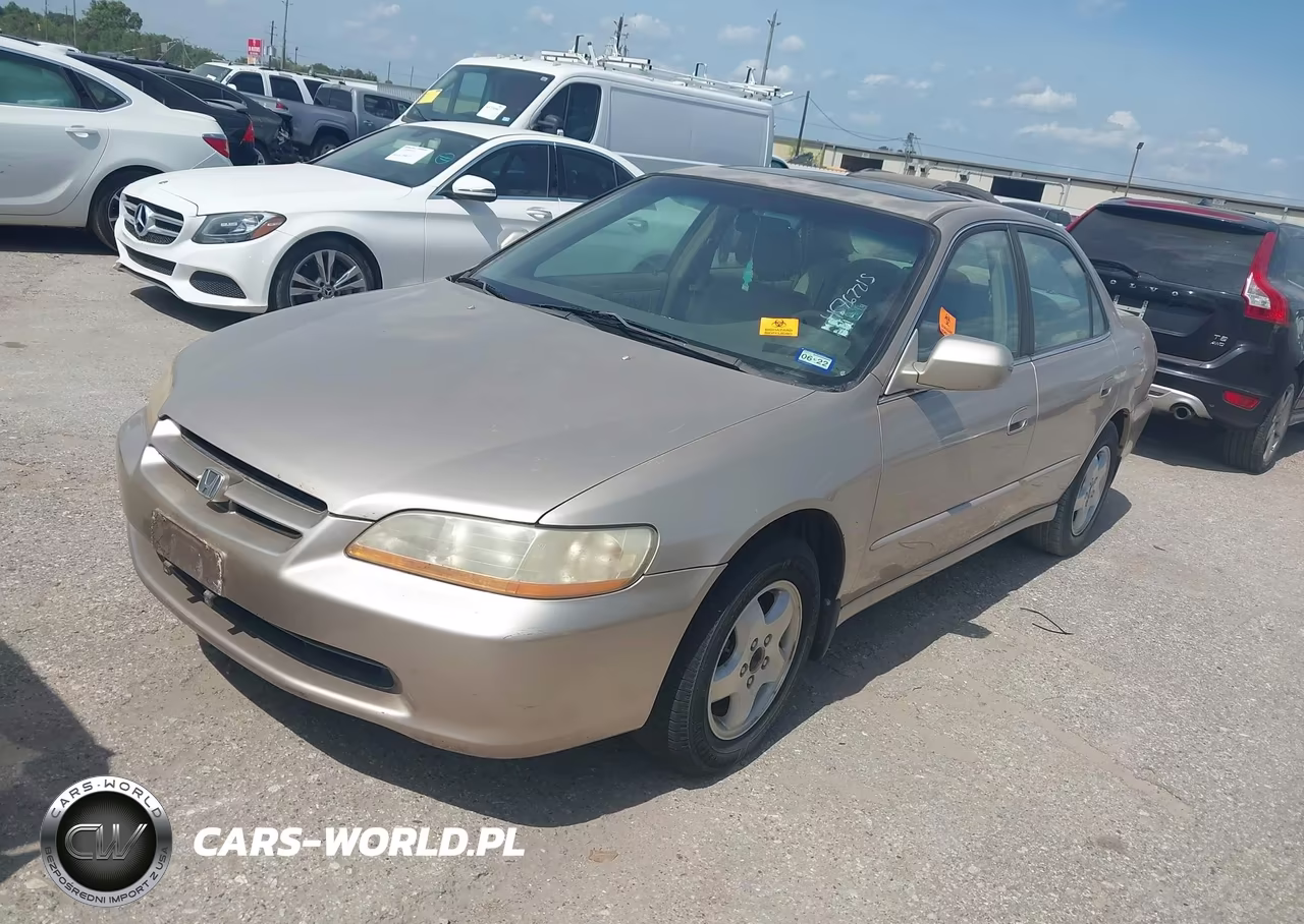 2000 Honda Accord 3.0 Ex VIN:1HGCG1659YA060318 - 2