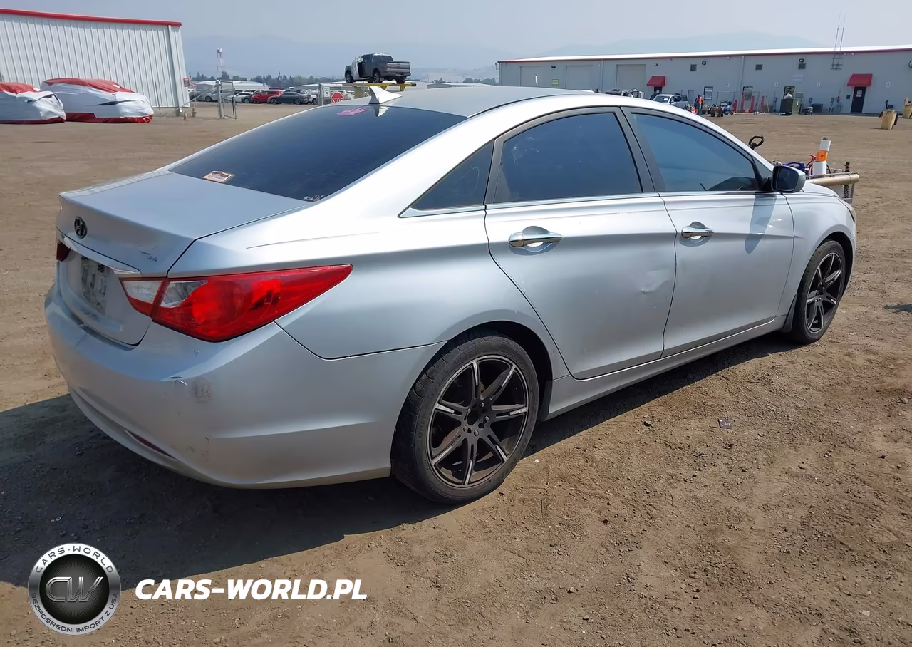 2011 Hyundai Sonata Gls VIN:5NPEB4AC0BH270769 - 4