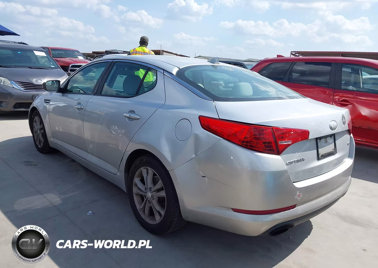 2013 Kia Optima Lx VIN:5XXGM4A73DG194937 - 3