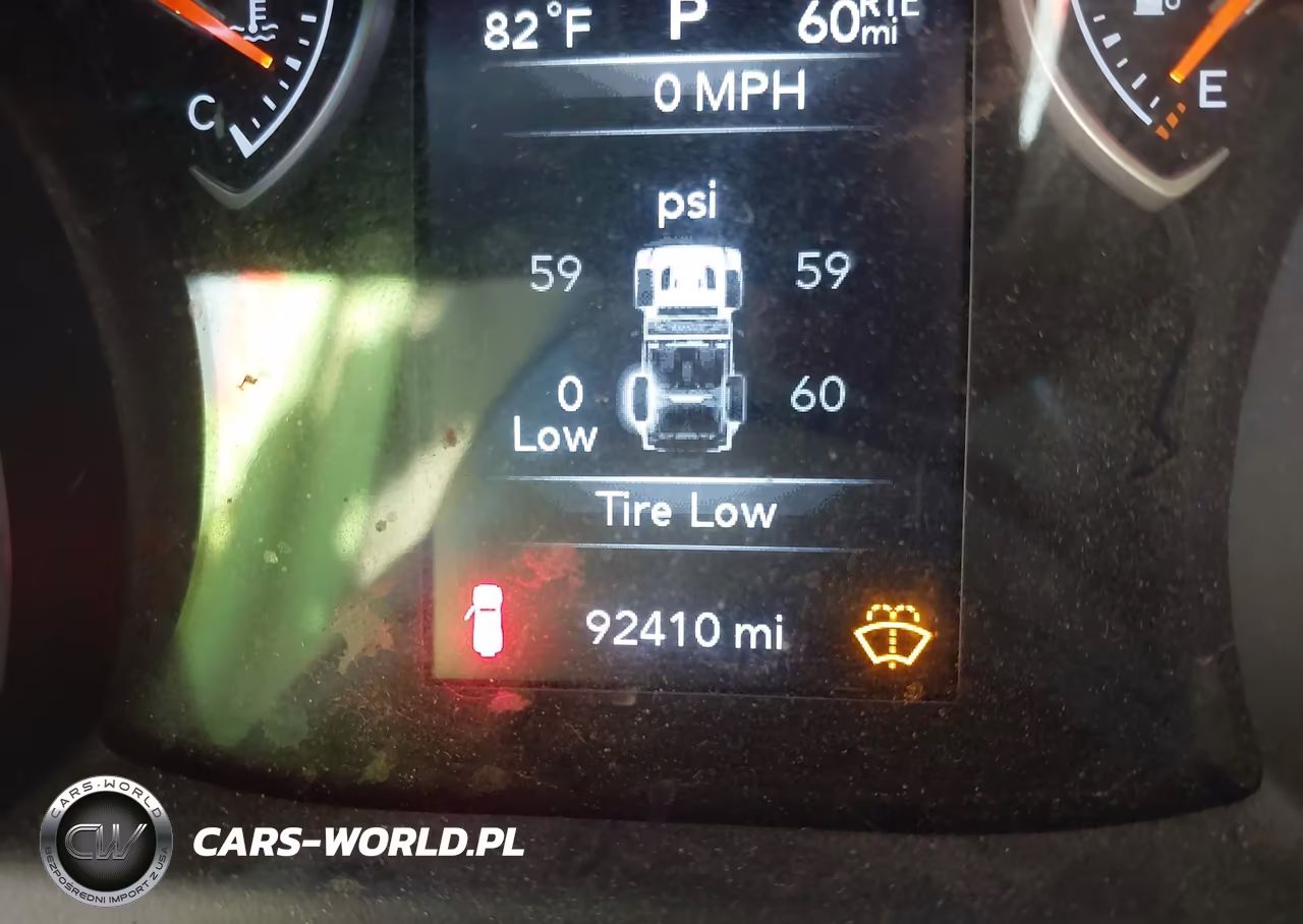 2018 Jeep Wrangler Unlimited Sport S 4X4 VIN:1C4HJXDN8JW199067 - 15