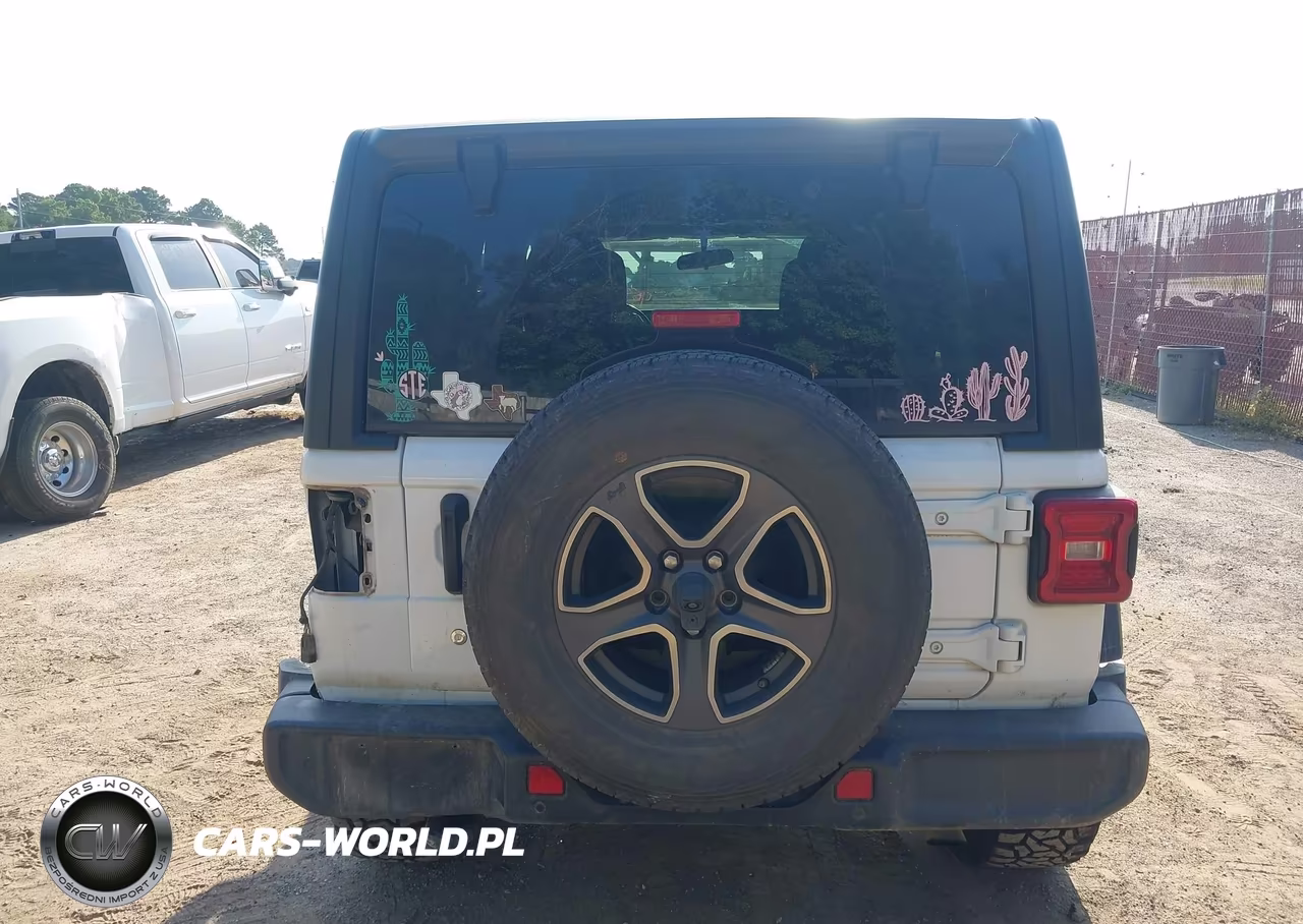 2018 Jeep Wrangler Unlimited Sport S 4X4 VIN:1C4HJXDN8JW199067 - 16