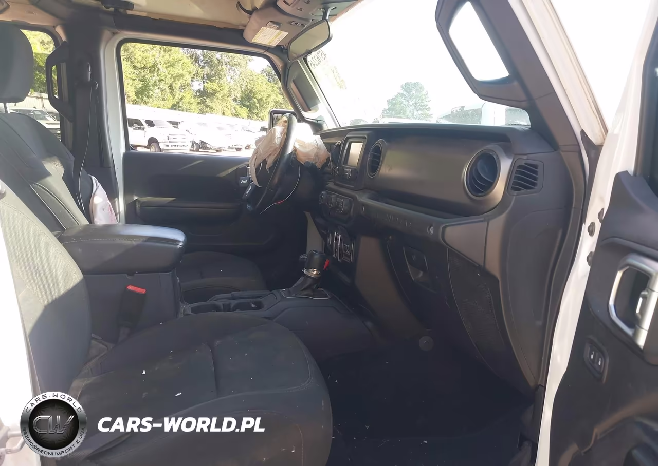 2018 Jeep Wrangler Unlimited Sport S 4X4 VIN:1C4HJXDN8JW199067 - 5